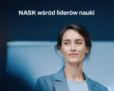 NASK wśród liderów nauki. Kobieta w eleganckim żakiecie patrzy w dal, symbolizując innowacyjność i rozwój.