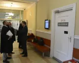 Wyłączenie jawności rozprawy: Co to znaczy i kiedy sąd zamyka drzwi?